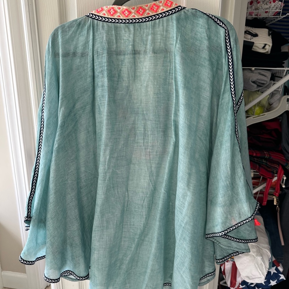 Chic Sheer Teal Kimono with Black Trim - Picture 2 of 6